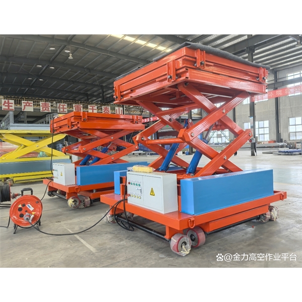 西宁钢厂用升降机