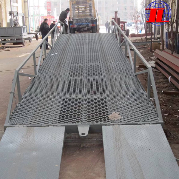 西宁移动式登车桥